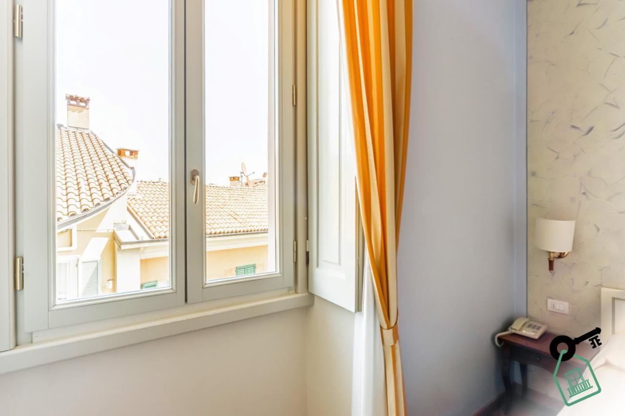 Hotel Rooms Lago Maggiore Verbania Ngoại thất bức ảnh